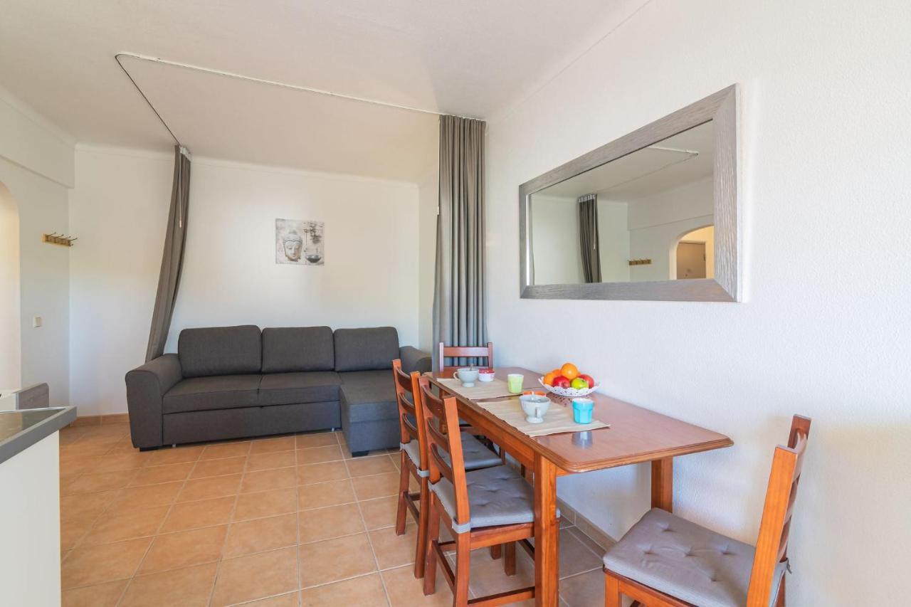 Vilamoura Cosy 2 With Pool By Homing ภายนอก รูปภาพ